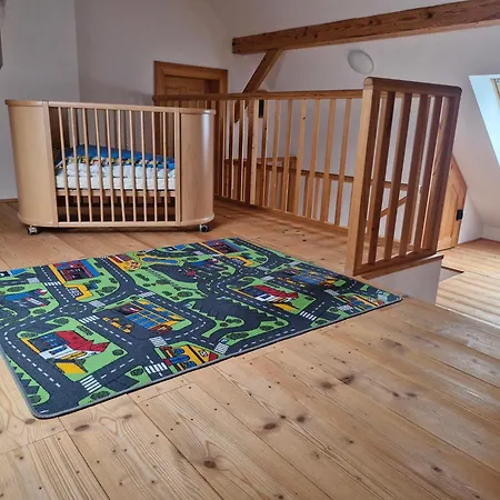 Grafonzeva Domacija Feriehus *