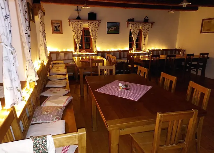 Grafonzeva Domacija بيت للعطل *